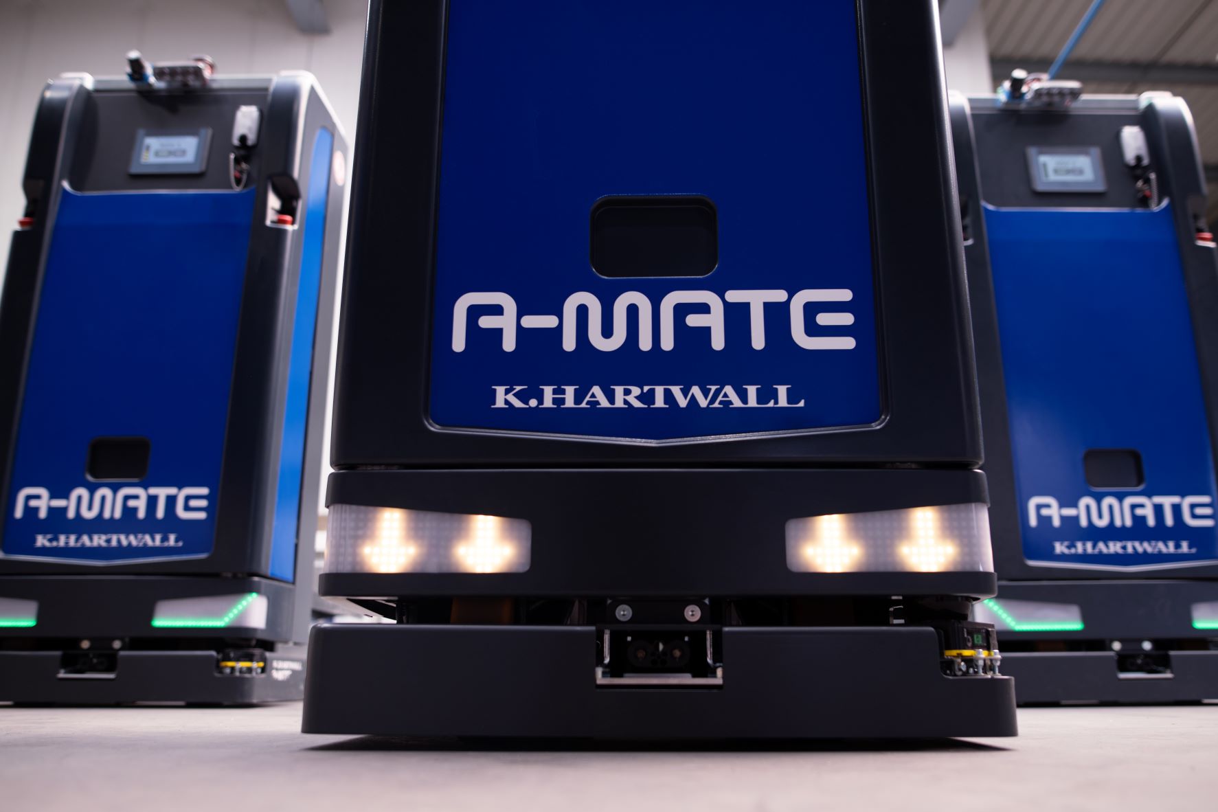 Die Fahrerlosen Transportsysteme A-MATE von K.Hartwall automatisieren den Produktfluss in der Intralogistik