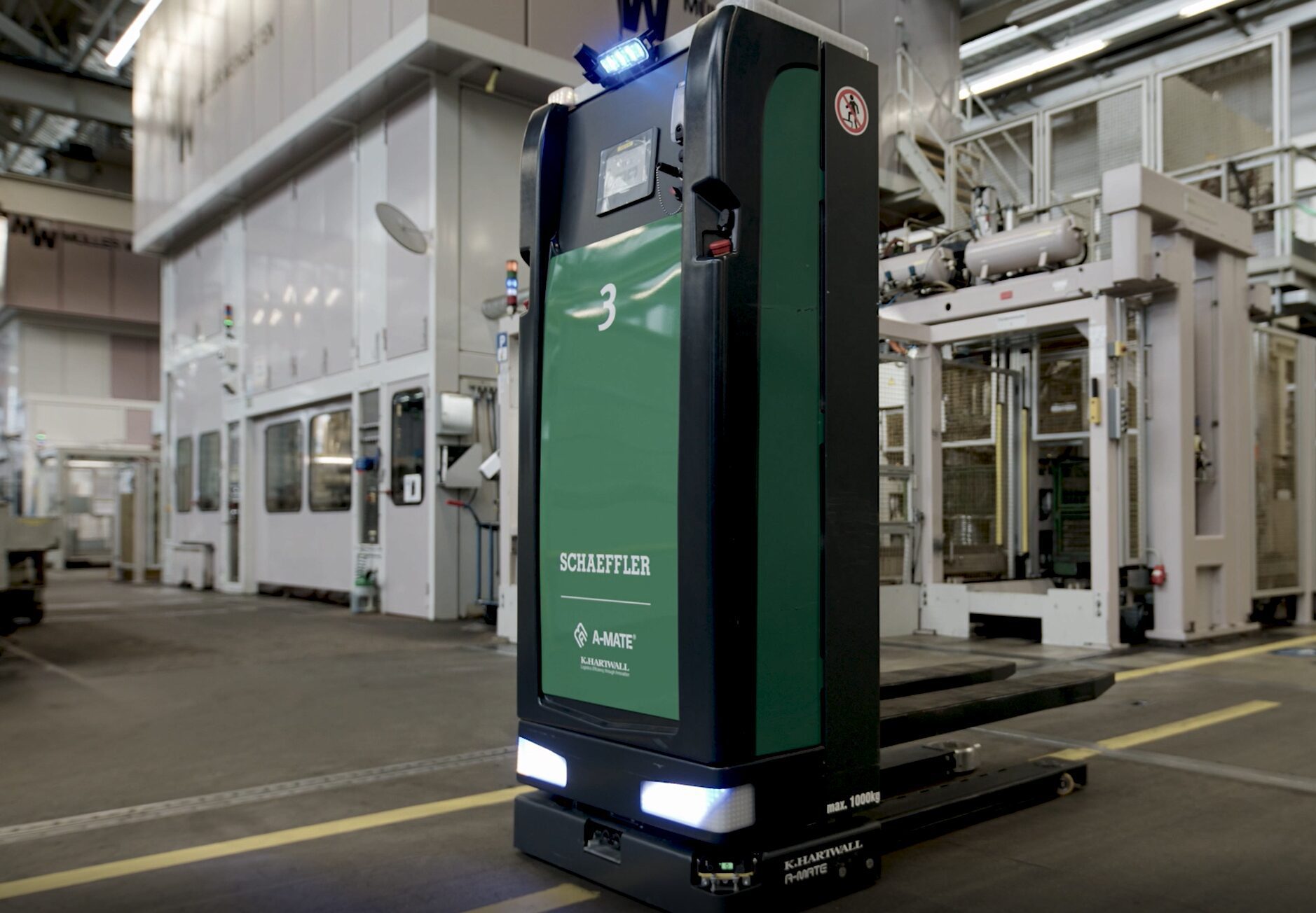 AGV AMR A-MATE application in the automotive industry at Schaeffler